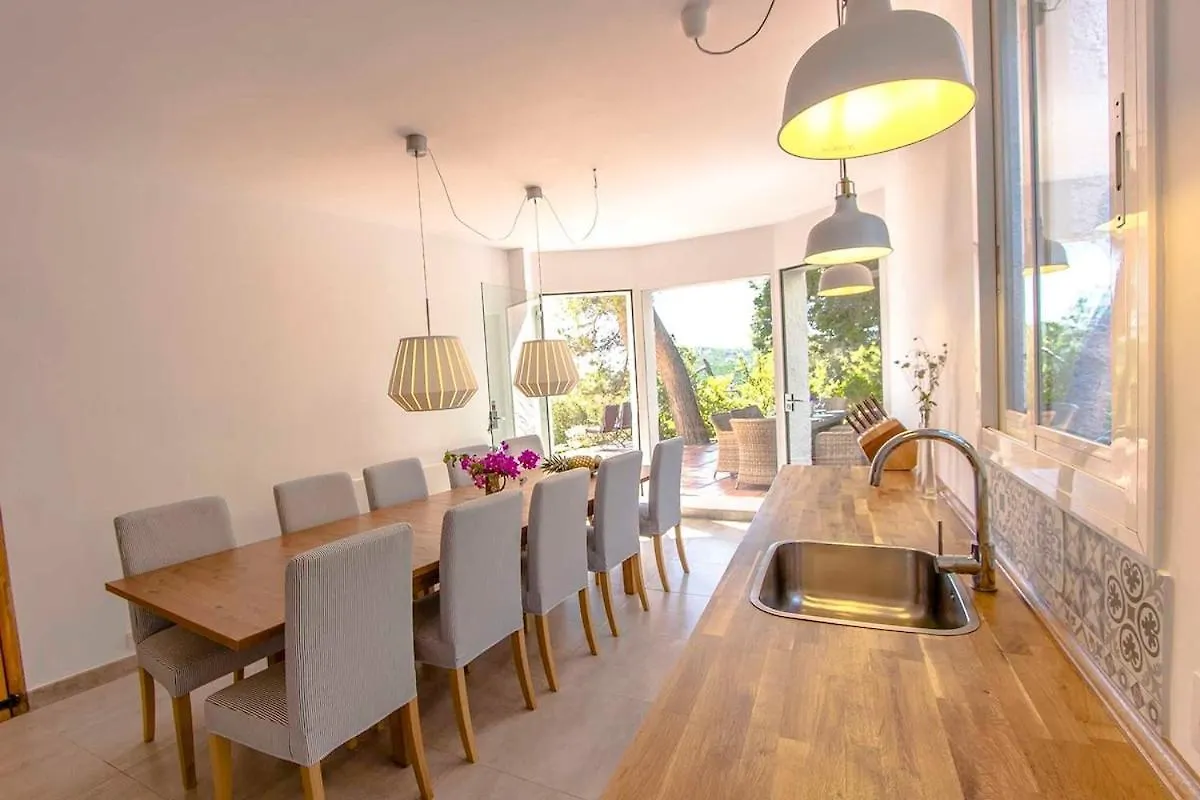 Catalunya Casas Majestic Villa And Views , 30Km To Barcelona Corbera de Llobregat Spain